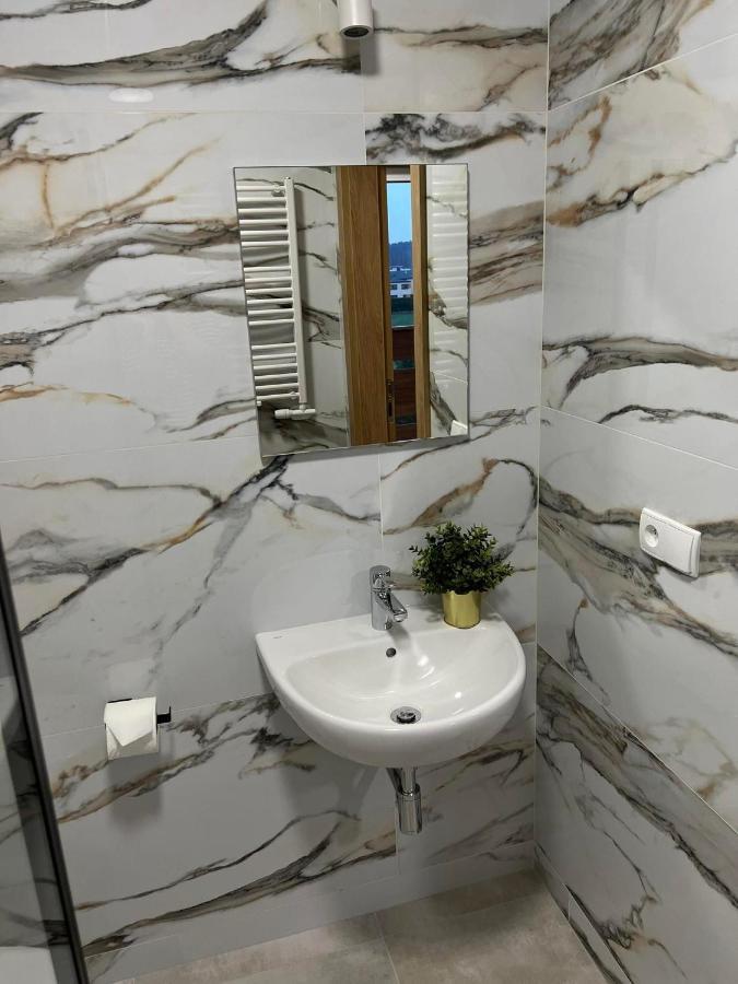 Apartamenty Polna 60 Żory Exteriör bild